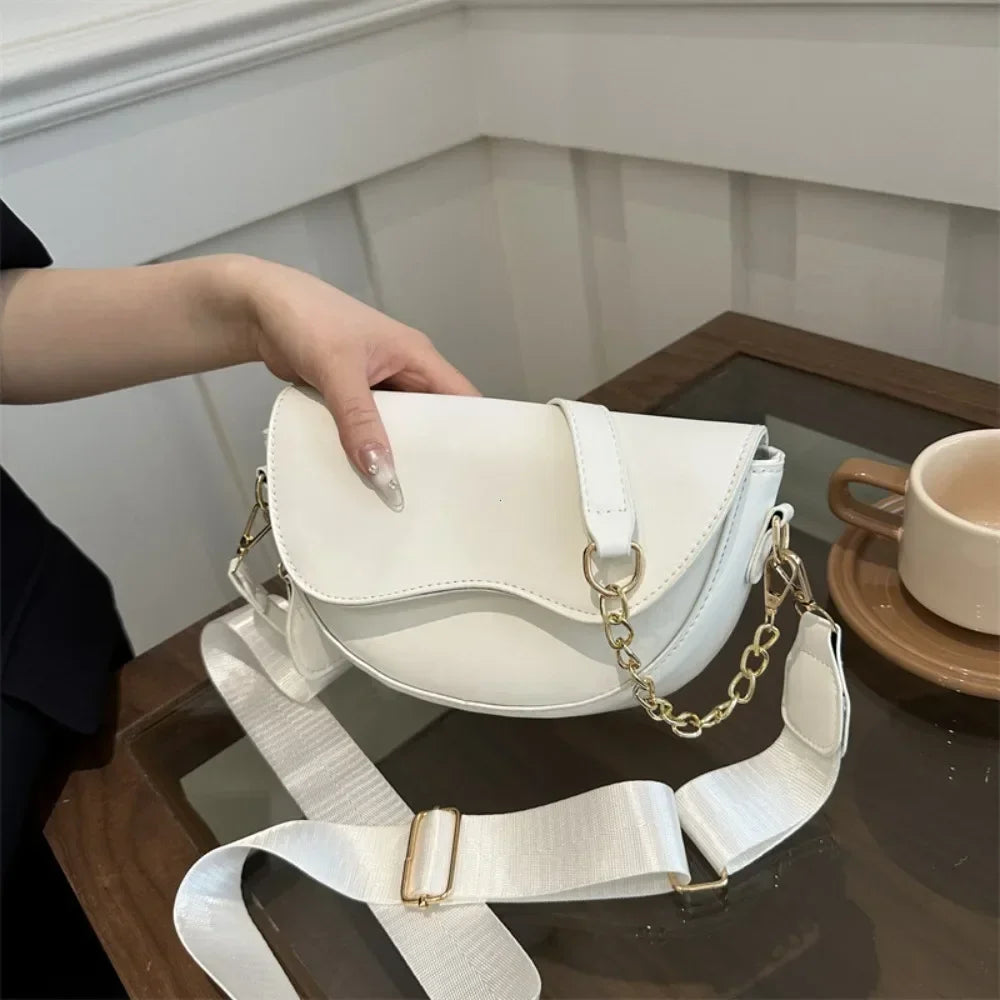 Fashion Women’s Shoulder Bag – Retro PU Leather Flap Saddle Handbag with Chain Strap, Small Crossbody Bag for Women